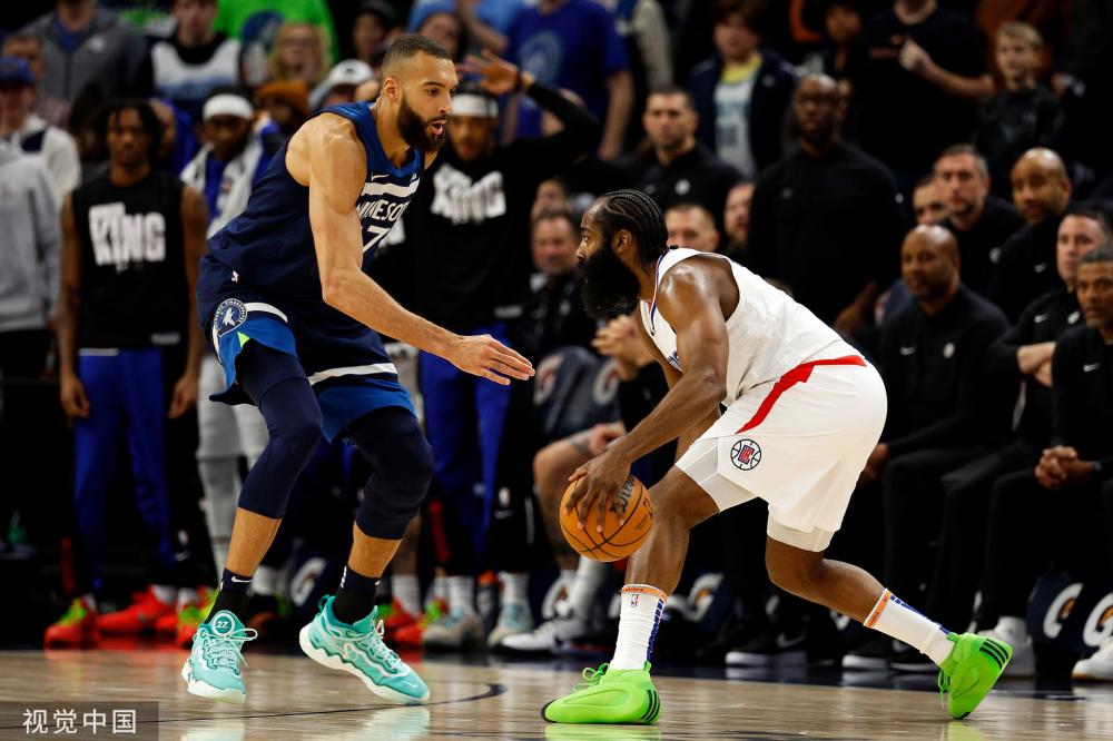 让球迷们忍 让球迷们忍